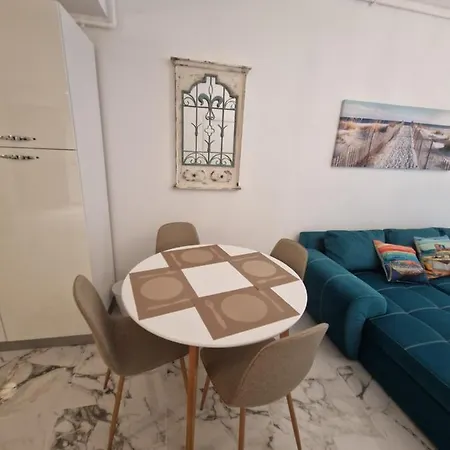 Beach Escape Mamaia Nord Apartament